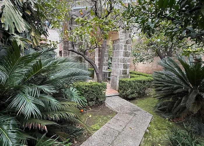 La Lanciolla *